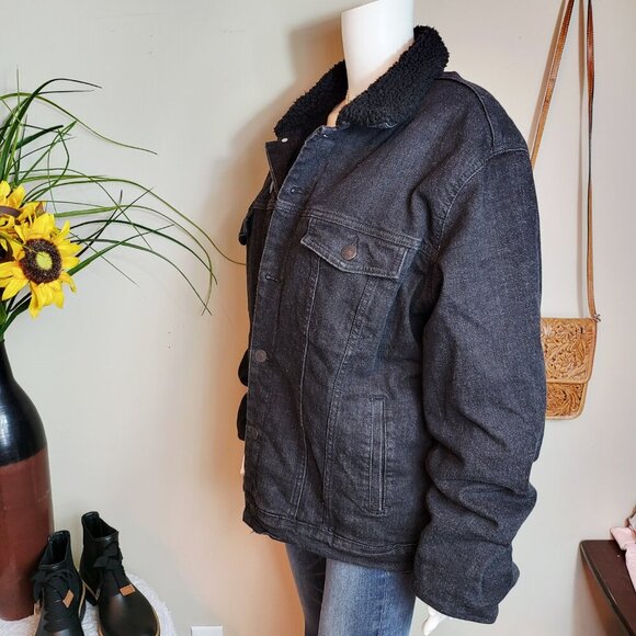 Vintage 90's sherpa fur lined denim jacket - Picture 4 of 8